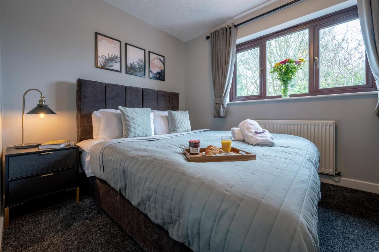 Yew Tree House Contractor / Family Home Free Netflix Fast Wifi Near Dudley/Birmingham Cradley Heath Exterior foto